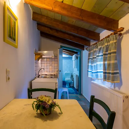 Hotel apartamentowy Yannis 3*