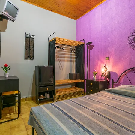Yannis Hotel apartamentowy 3*
