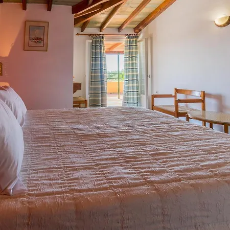 Yannis Apartmanhotel Káto Korakiána