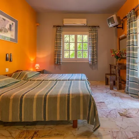 Apartmanhotel Yannis 3*