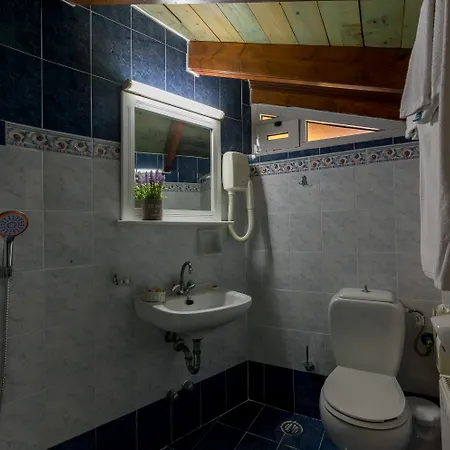 Aparthotel Yannis 3*